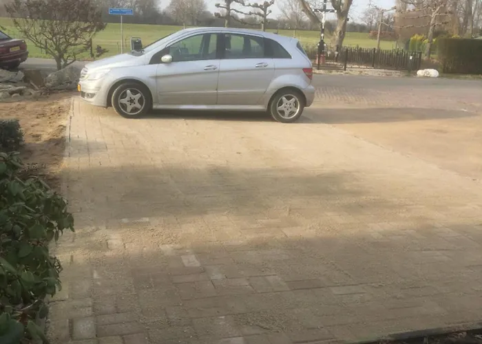 Laaker Nearby Outlet Roermond Ohé en Laak